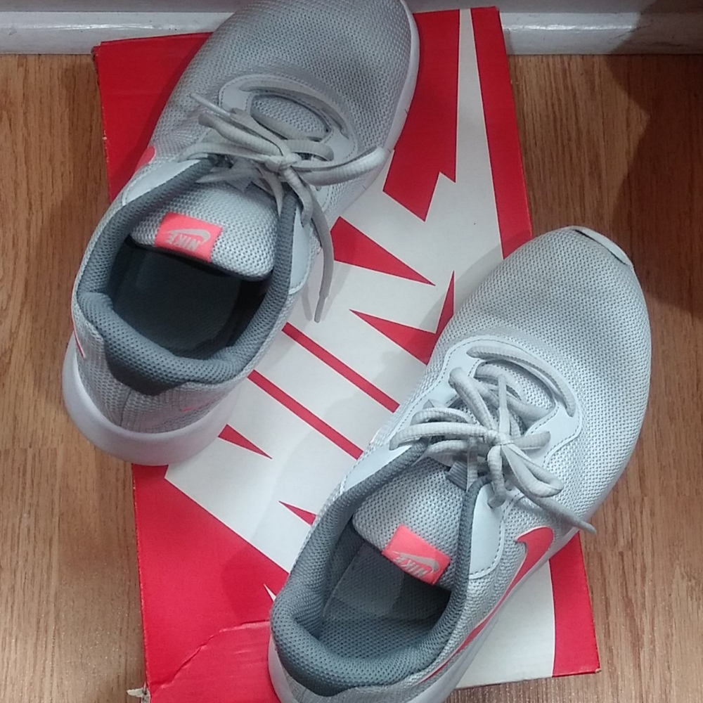 Nike Roshes